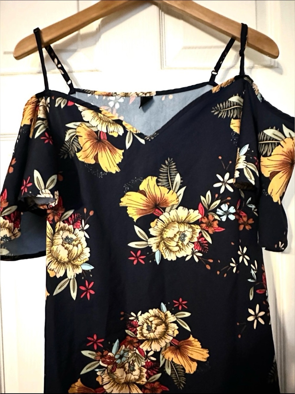 Dress XL~Navy Blue Floral print dress with Yellow Accents*WMN’s Sz~XL*GUC